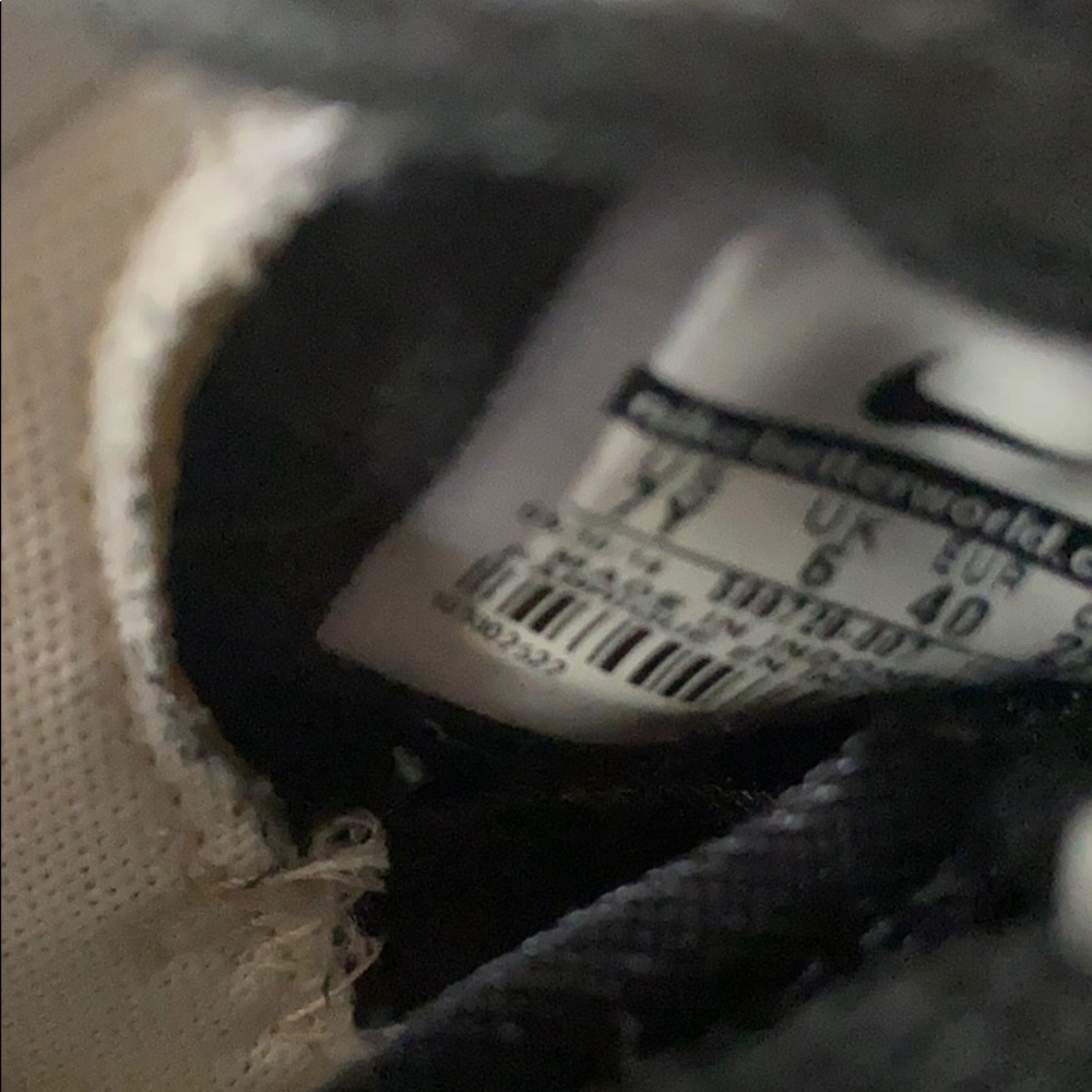 Nike Roche sneakers - Picture 7 of 10